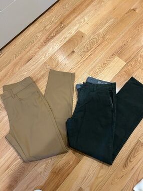 Old navy golf stretch active Khaki, california Republic Green pants 29x30